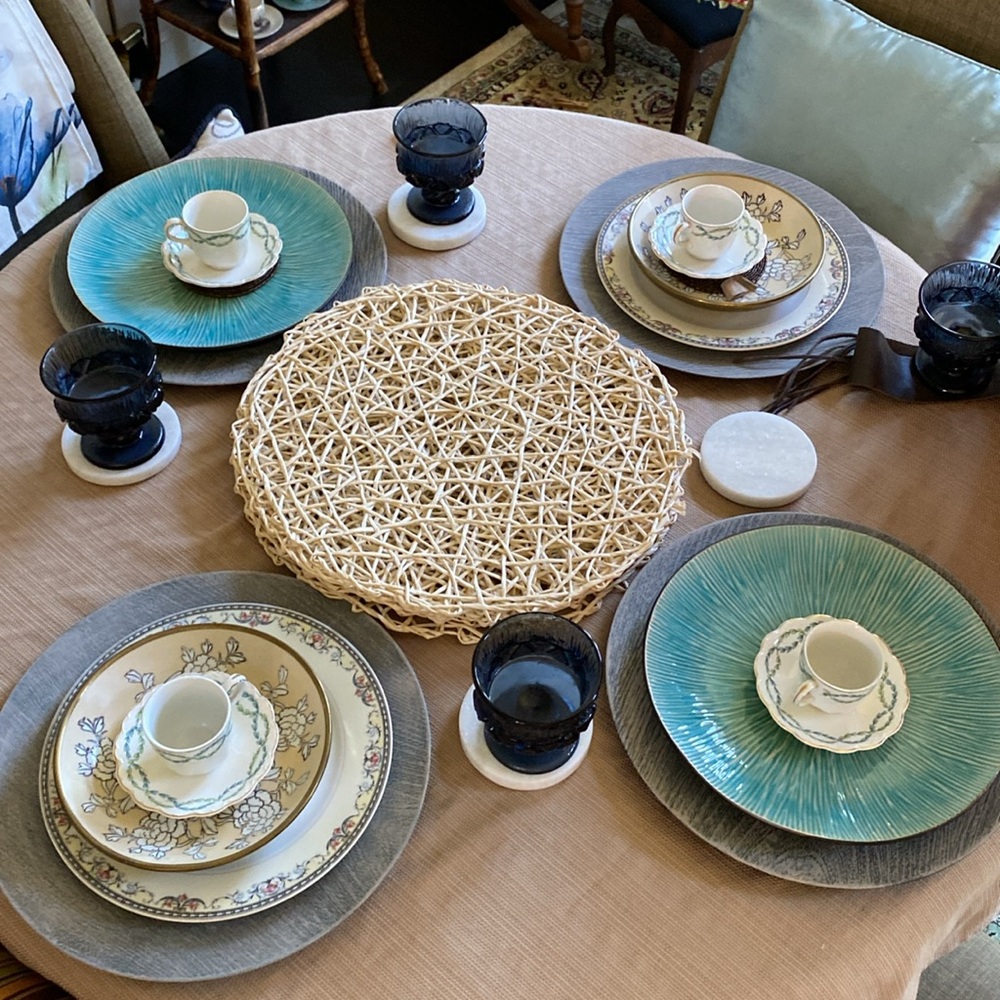 Pier 1 Imports Open Weave Placemats Set of 6 Size 15” D
